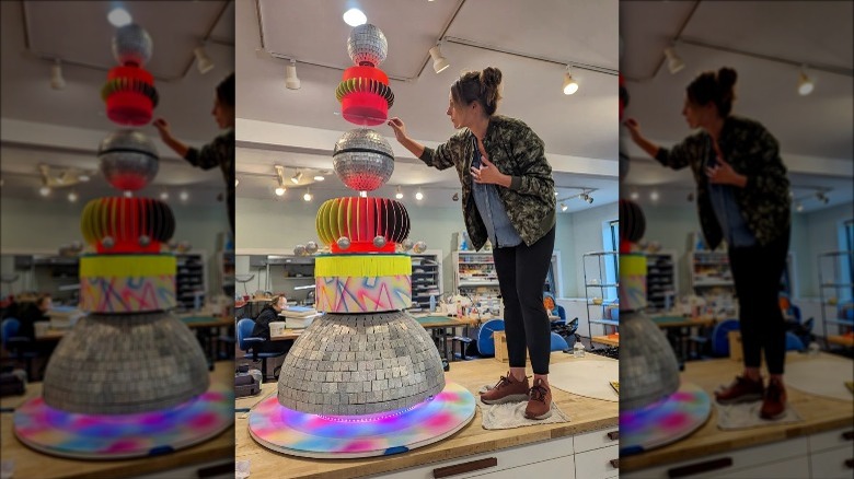 Charm City Cakes staff make 6-foot cake