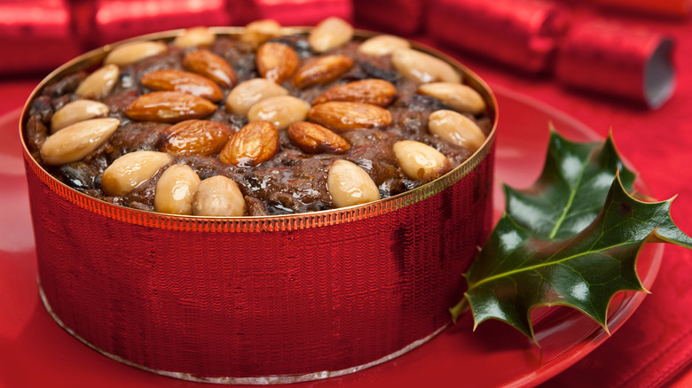 Dundee cake in a red tin