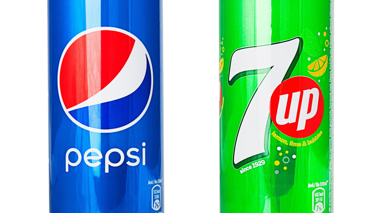 Cans of Pepsi and 7Up