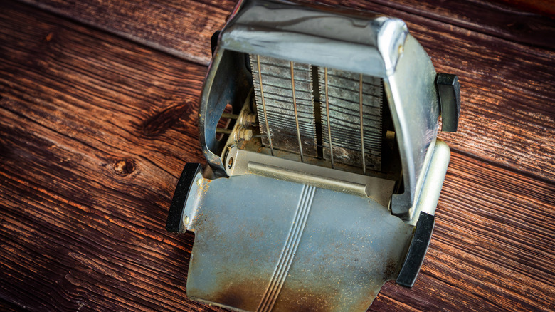 vintage toaster on kitchen table