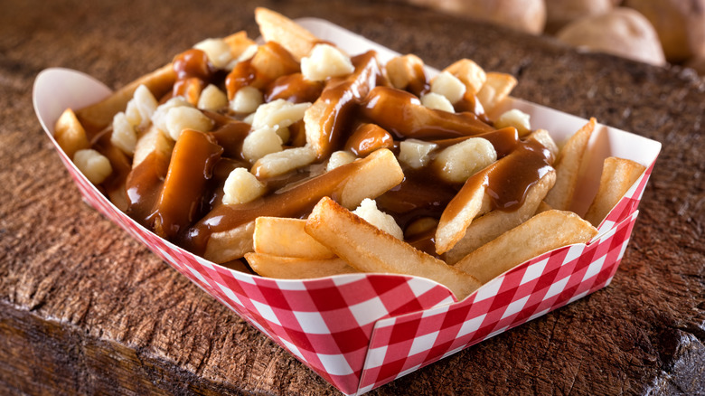 Canadian poutine with cheese curds