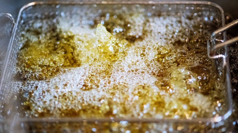 Bubbling fryer oil