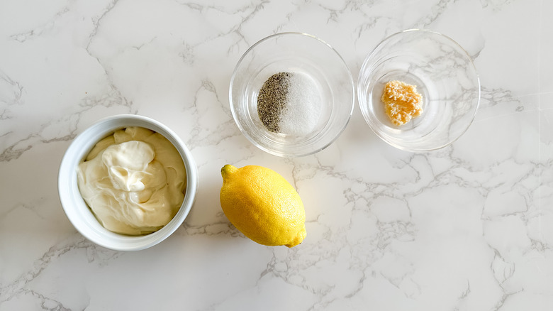 ingredients for easy classic garlic aioli