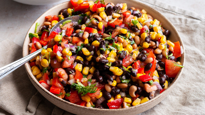 cowboy caviar in large bowl