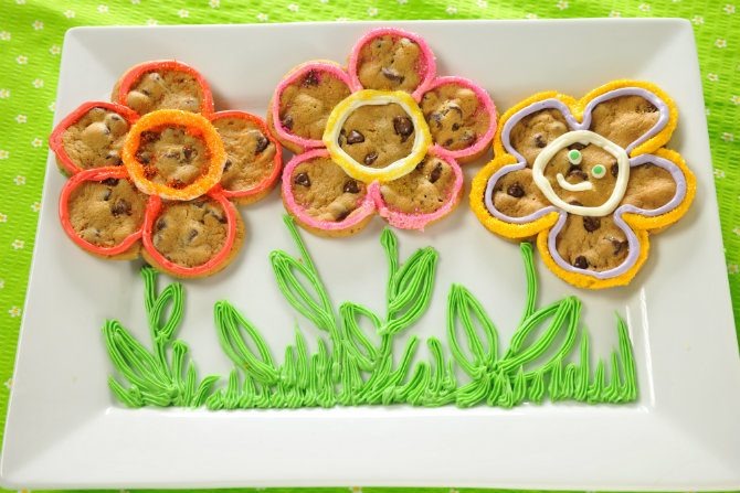 Easy Daisy Flower Cookies