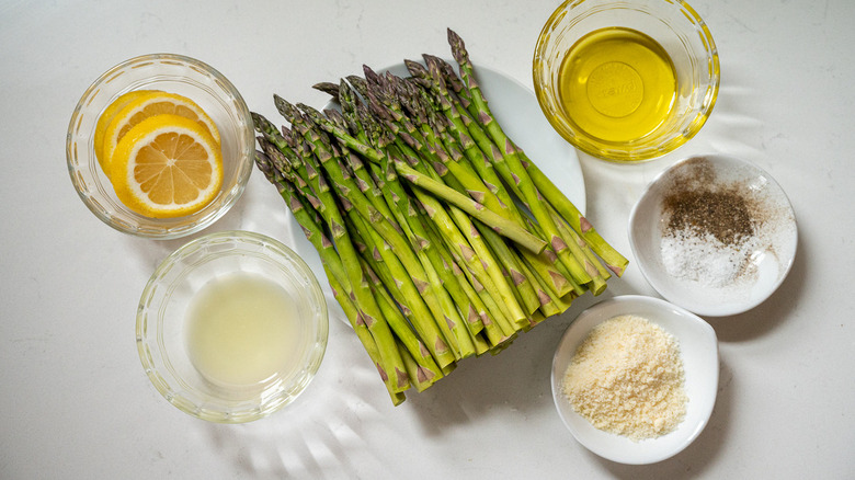 ingredients for sautéed asparagus