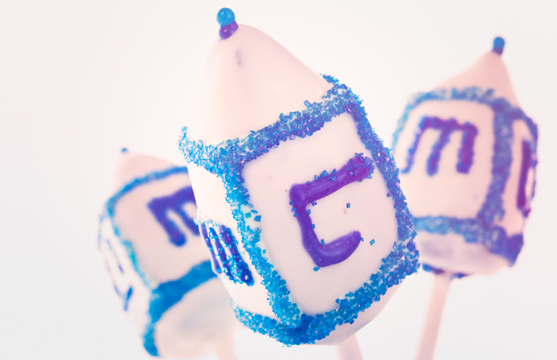 Edible Hanukkah Crafts for Kids 