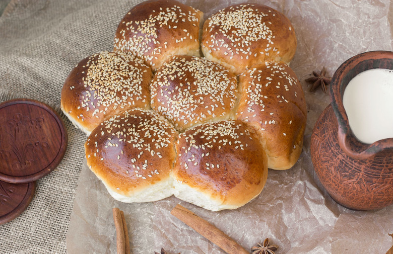 Brioche Flowers