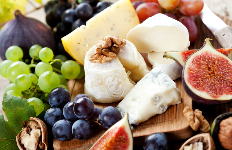 Cheese Platter Table Runner