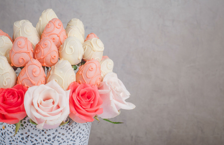 Chocolate-Covered Strawberry Bouquet