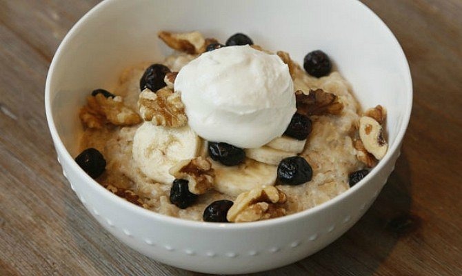 Egg White Whipped Vanilla Oatmeal