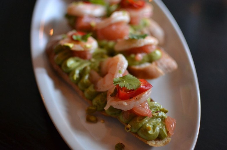 GT Fish & Oyster: Shrimp Bruschetta