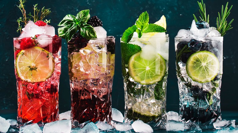 Cocktail Ice: 3 Basic Types - The Cocktail Novice