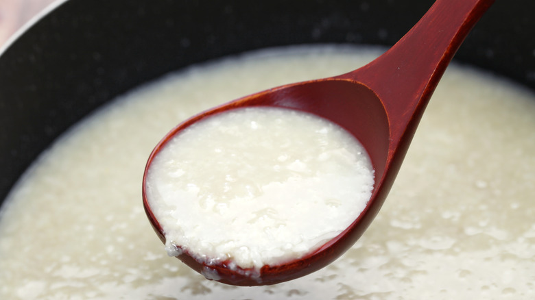 Blended koji rice in a spoon