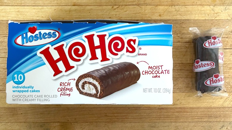 Box and package of Ho Hos