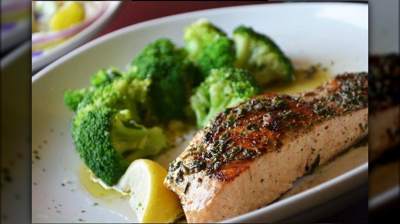 Salmon and broccoli on plate