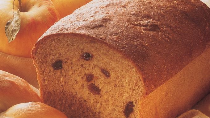 1976: Whole Wheat Raisin Loaf