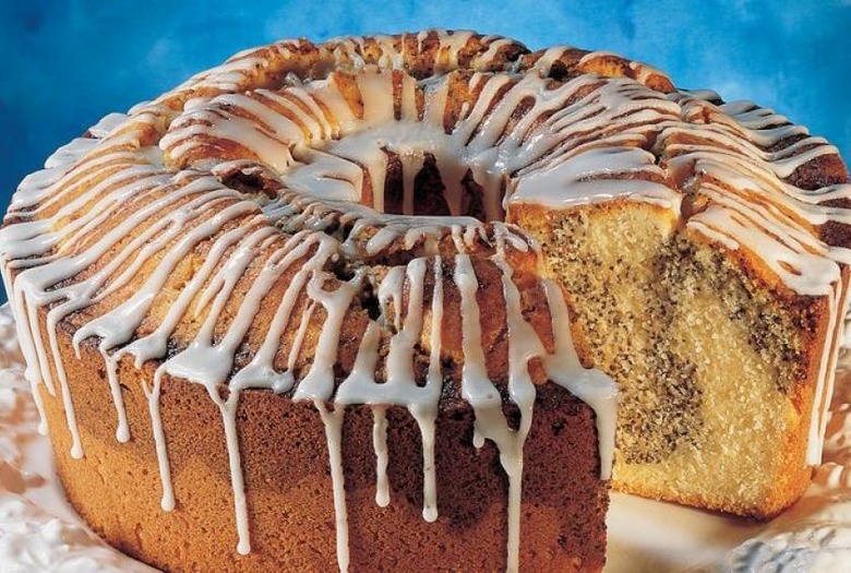 1968: Buttercream Pound Cake