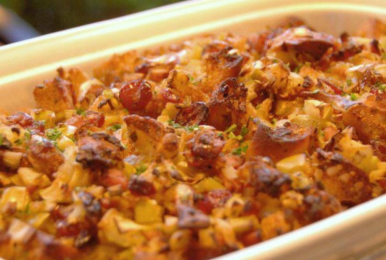 Cranberry Apple and Sausage Stuffing