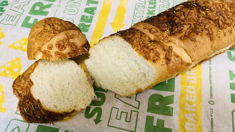 subway italian herb cheese bread