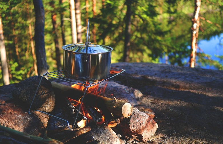 Campfire Steaming and Boiling