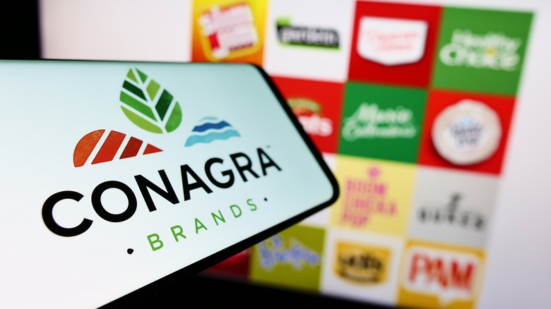 Conagra logo on screen 