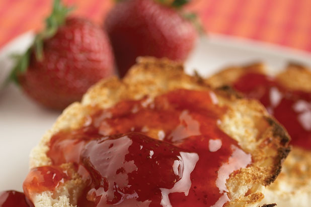 No-Cook Strawberry Jam Recipe