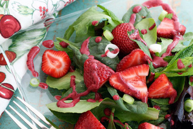 Strawberry-Spinach Salad with Berry Dressing Recipe