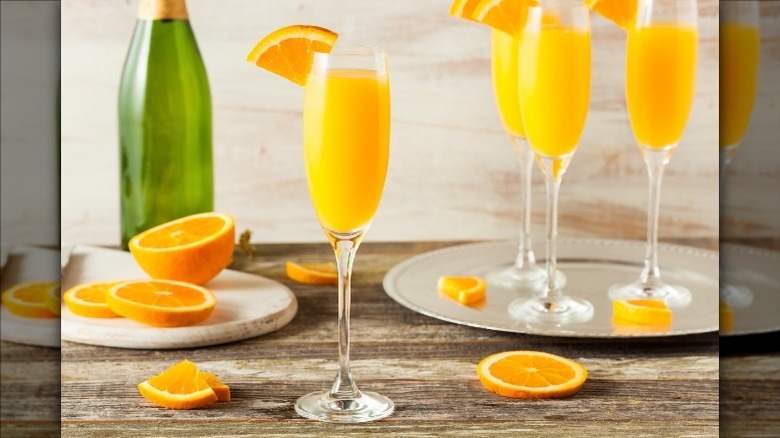 champagne and orange mimosas