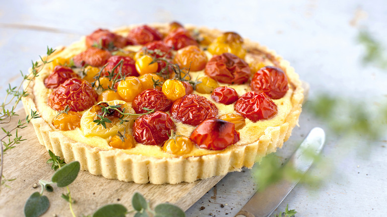 quiche with tomatoes