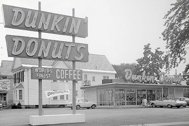 6) Dunkin' Donuts