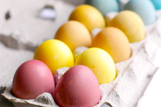 Naturally Dyed Rainbow Easter Eggs