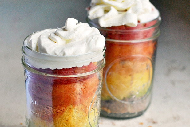 All-Natural Rainbow Cake in a Jar