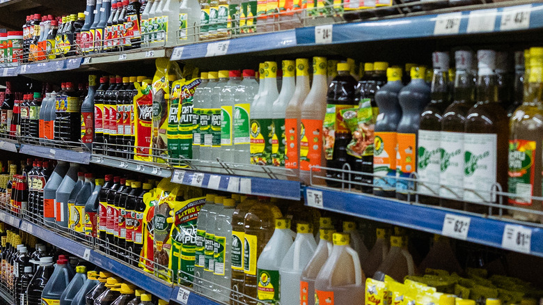 Filipino store aisle 