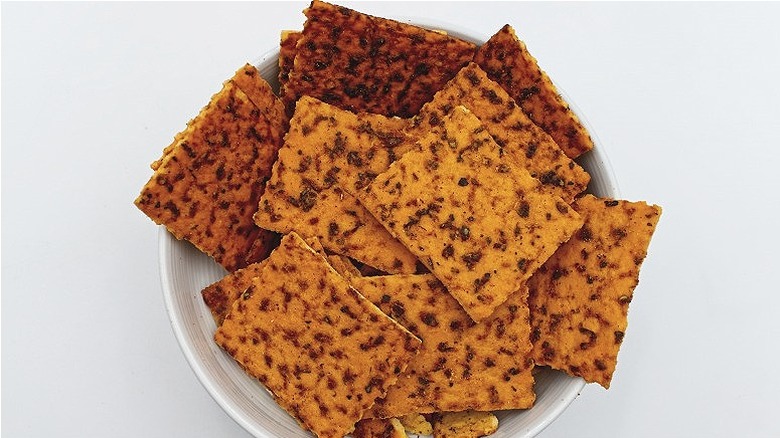 Fire cracker saltines