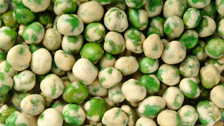 Wasabi peas