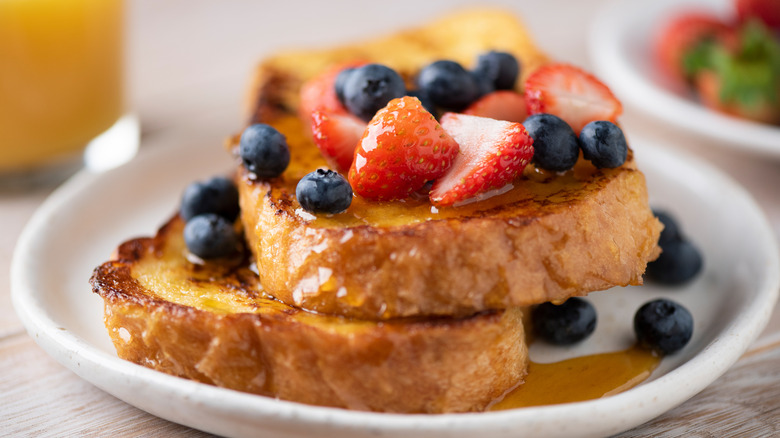 French toast with berries and syrup