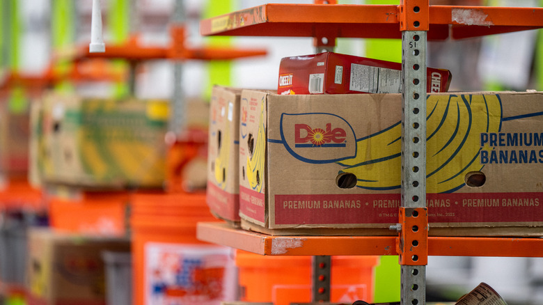 bananas on shelf Texas food bank