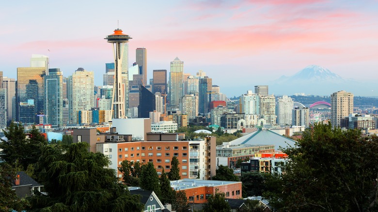 seattle, washington skyline