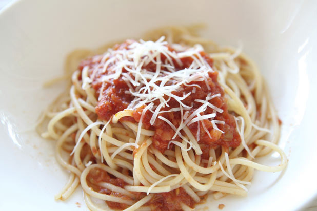 Italy: Spaghetti al Pomodoro