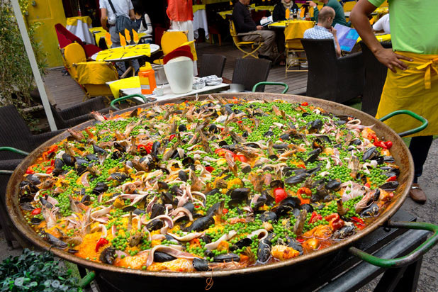 Spain: Paella