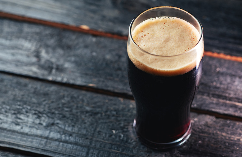 Dark and carbonated beer