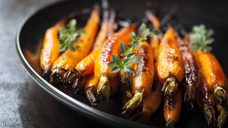 oven baked carrots in bowl