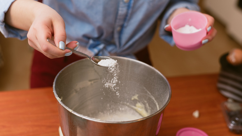 Adding baking soda to batter