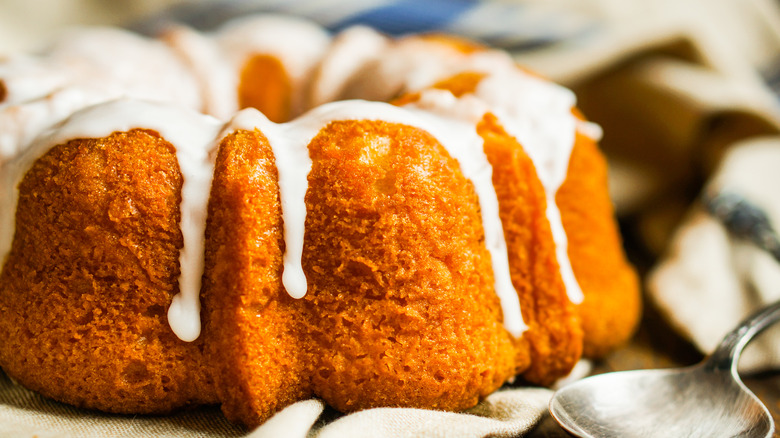 Pumpkin bundt cake