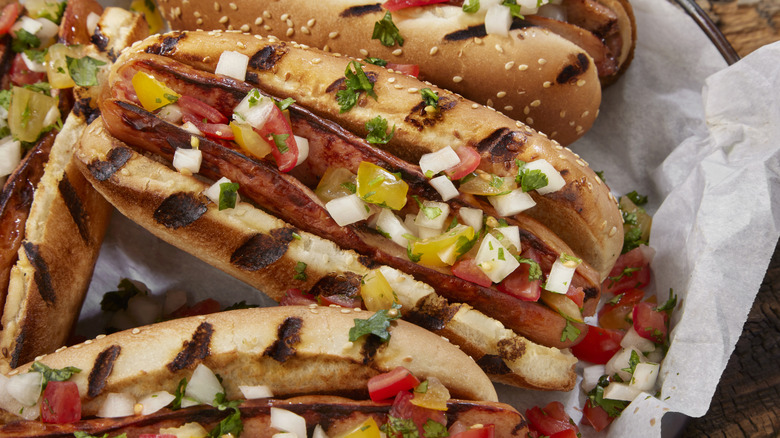 grilled hot dogs with buns