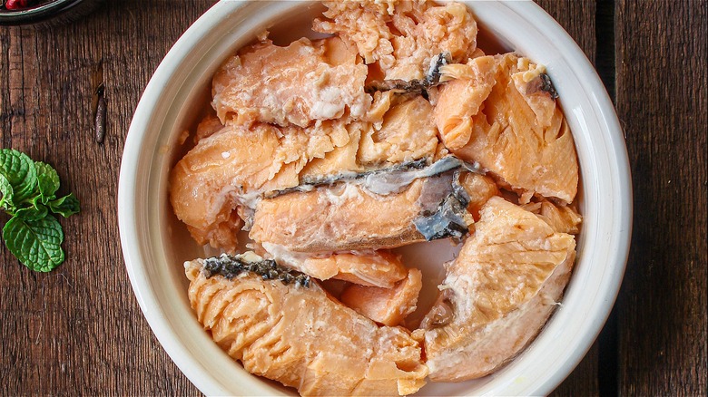 canned salmon in bowl