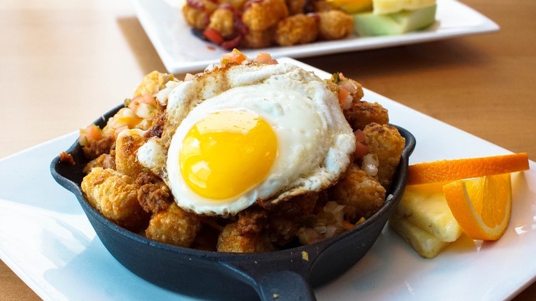 Mexican tater tot breakfast skillet