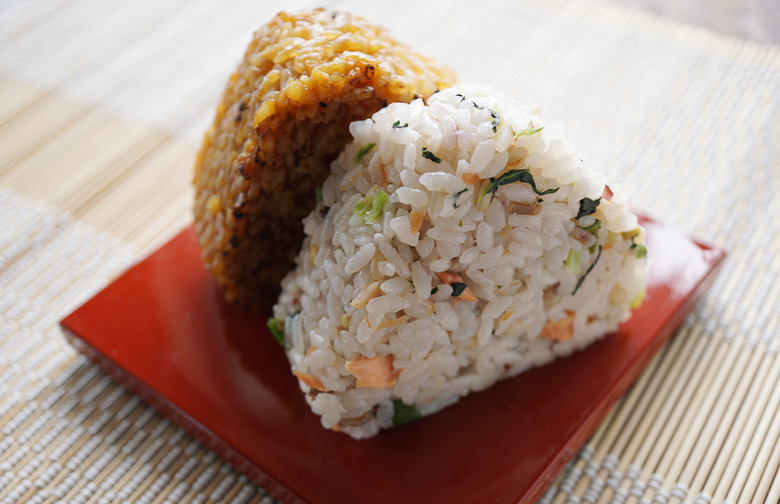 Savory: Sesame-Spinach Onigiri