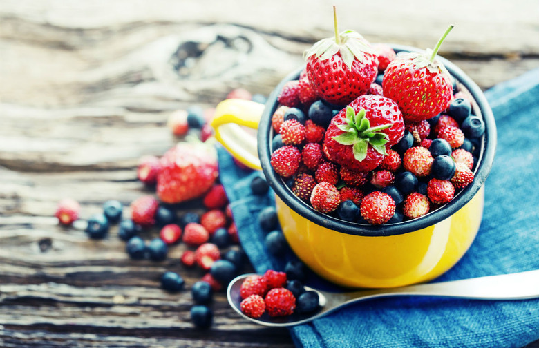 Sweet: Fresh Berries and Cream